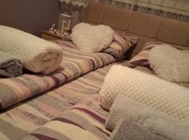 Apartman DN Kula, hotel u gradu Kula