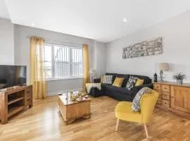 Eleven Popeshead - 2 bed, 2 bath central apartment