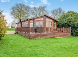 Field View 2 bed 'S'- Spruce, hotel a Eye