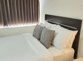 Modern One Bedroom Apartment with Gym