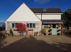 Spacious Luxury 1 bed house parking dogs welcome, hotelli kohteessa Worcester