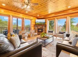 6BR Smoky Mtn Lodge with Indoor Pool and Movie Room
