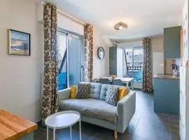 2 Chambres - 150m plage - Centre & Marché 50m - Parking - Linge & Menage inclus