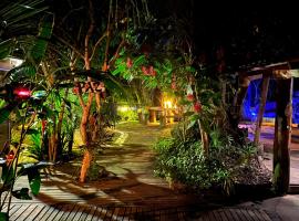 Mato Verde Hospedaria - À beira da Lagoa - Praia do Rosa, hotel a Imbituba