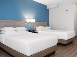Signature Stay Inn & Suites - Downtown Hamilton