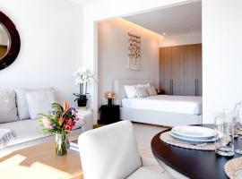Naumi N553 | High Floor Condo Ocean View in Playas del Coco, hotel a Sardinal