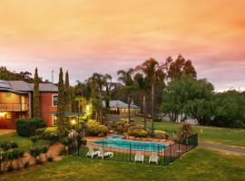 Clare Country Club โรงแรมในแคลร์