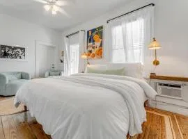 QUIET POUR @ Speakeasy Inn Key West!