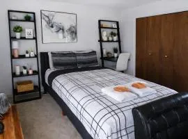 Chic Tacoma Loft- The Urban Nest - Tacoma PNW