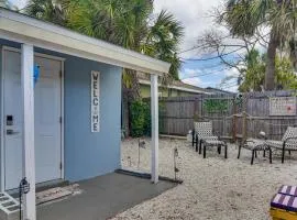 Near Beach and Corey Ave! Walkable Snowbird Escape