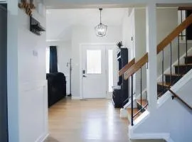 Jacuzzi Cul de Sac Home