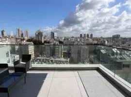 פנינת הים בנתניה - דירה מהממת עם 3 חדרי שינה, ממ"ד בדיזינגוף 23