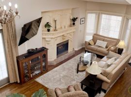 Il Veneto Sleeps 8 Cozy Classic Taste of Italy w IR Sauna 3BR2BAC-Air: Calgary şehrinde bir otel