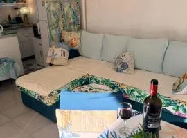 Laniakea small apartment in the house in Risan