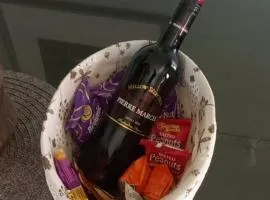 Cozy 3-bedroom house with gazebo for relaxation