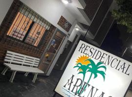 Hotel Residencial Arenas, hotel en San Clemente del Tuyú