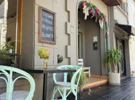 La Josefina Hotel Boutique، فندق في أولافاريا