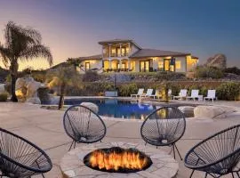 Colina by AvantStay Secluded Mountain Top Oasis w Pool Hot Tub Putting Green