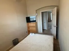 Goodyear Cul-de-sac Room 6