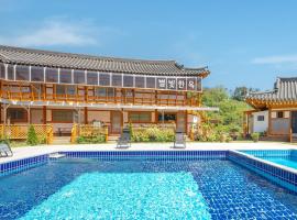 Gyeongju gampo byeolbit hanok Pension โรงแรมในคยองจู