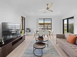 Gold Coast Oasis 4BR Villa in Coomera