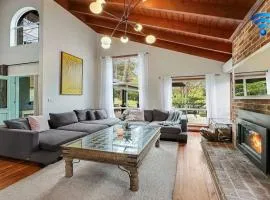 Mount Gibraltar Retreat