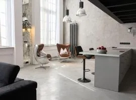 Chaya Niwas Loft