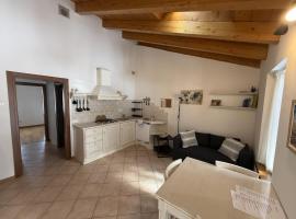 Ai Prati di TSS Cozy Apartment with Balcony and Parking, Hotel in Caldonazzo