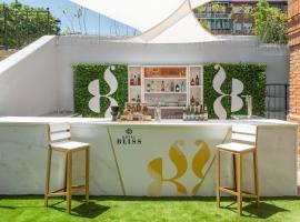 Madrid Alameda Aeropuerto by Meli&aacute;, hotel a prop de Aeroport Adolfo Su&aacute;rez Madrid-Barajas, a Madrid