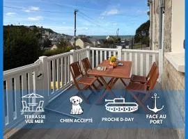 Port Bleu charmante maison vue port et mer, belle terrasse, à 5 mn à pied du centre de Port en Bessin, proche de Bayeux et Omaha Beach