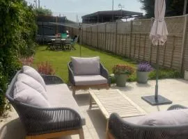 Lancing Seaside Home near Station