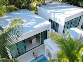 Eterno Villas, hôtel à Salad Beach