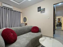 Pinecourt Luxury Apartment, hotel sa Ikate