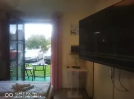 Apartment für 1 oder 2 Personen,praktisch und Hübsch