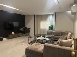 ستديو فاخر بجاكوزي