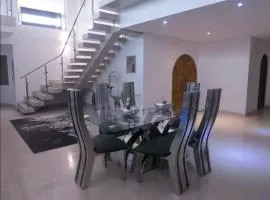 Topflight Guest House