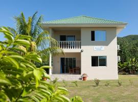 Blue Sky Self Catering – hotel w Grand’ Anse