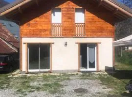 Chalet de montagne, très confortable, neuf