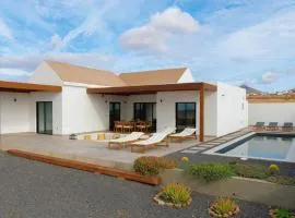 Casa Magafral Tindaya with heated pool