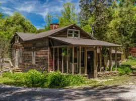 Farm House at Kaluna Farm Retreat