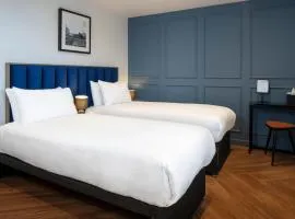 Station Suites Aparthotel