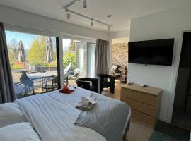 Business Accommodation 'Garden' Living Intimate, khách sạn ở Geel