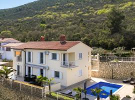 Apartment Paradiso - Ravni, hotel in Labin