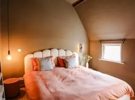 Onder de Nok Uniek boutique verblijf in het hart van Ginneken, Breda VP110