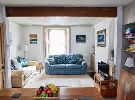 Light and Spacious Victorian Townhouse in Central Penzance
