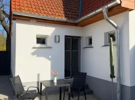 Ferienhaus Constanze Mücheln am Geiseltalsee Maisonette Appartement für 2 Personen, Freisitz, Garage