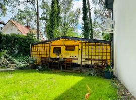 Dębowy zakątek camping, Hotel in Pobierowo