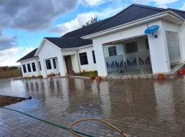 Yigs Motel โรงแรมในอิริงกา