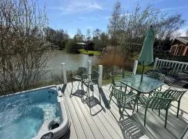 Luxury Lakeside Lodge L2 with Hot tub situated at Tattershall Lakes Country Park