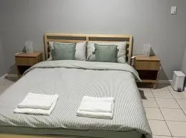 Coomera Private Rooms near DreamWorld